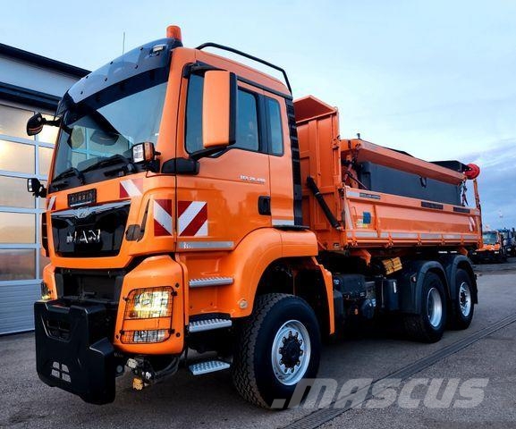 MAN TGS 28.480 6x4-4 BL Winterdienst Streuer 103tkm Kiper kamioni