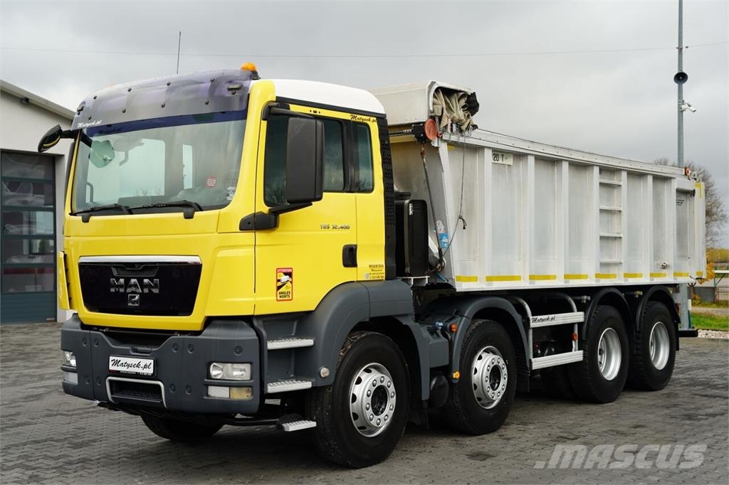 MAN TGS 32.400 / 8x4 / WYWROTKA TYLNOZSYPOWA - 6 M / P 傾卸式卡車