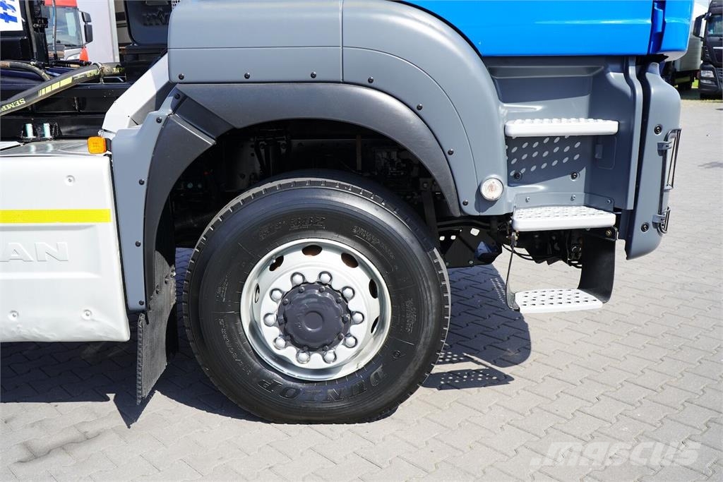 MAN / TGS / 33.360 / 6 X 6 / E 6 / HAKOWIEC / MANUAL Камиони с кран с кука