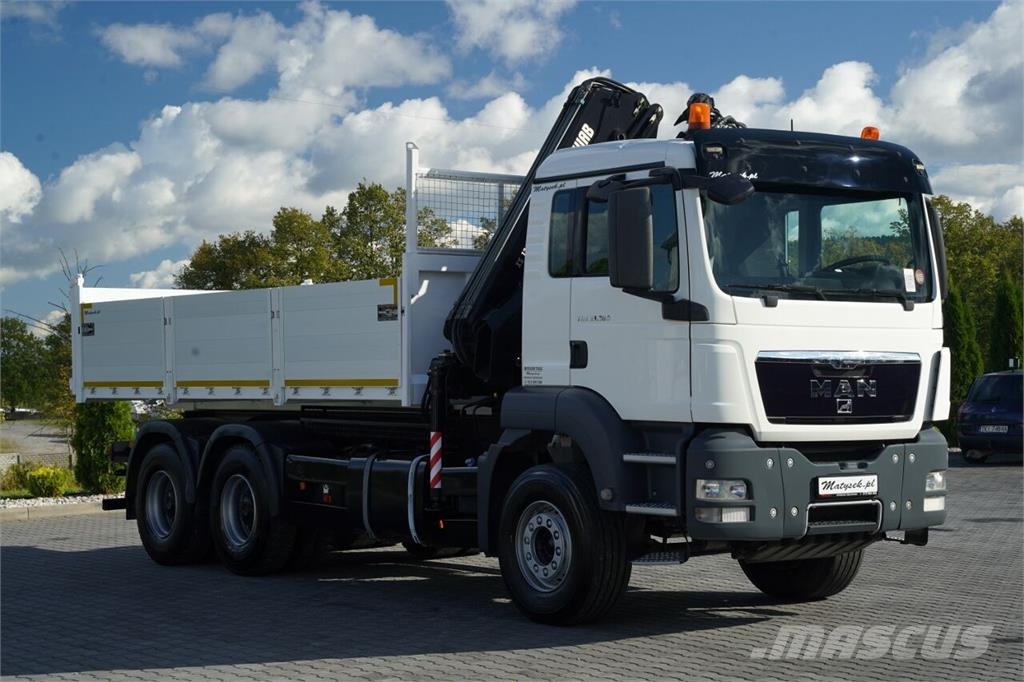 MAN TGS 33.360 / 6x4 / WYWROTKA - 5,7 M + HDS HIAB XS Billenő teherautók