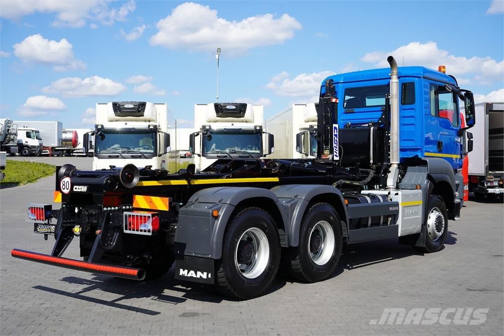 MAN / TGS / 33.360 / 6 X 6 / E 6 / HAKOWIEC / MANUAL Камиони с кран с кука