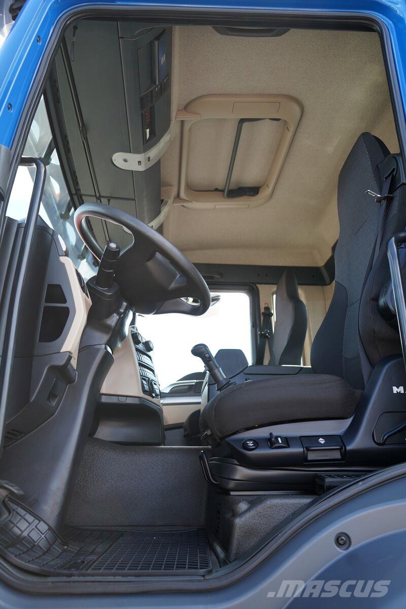 MAN / TGS / 33.360 / 6 X 6 / E 6 / HAKOWIEC / MANUAL Камиони с кран с кука