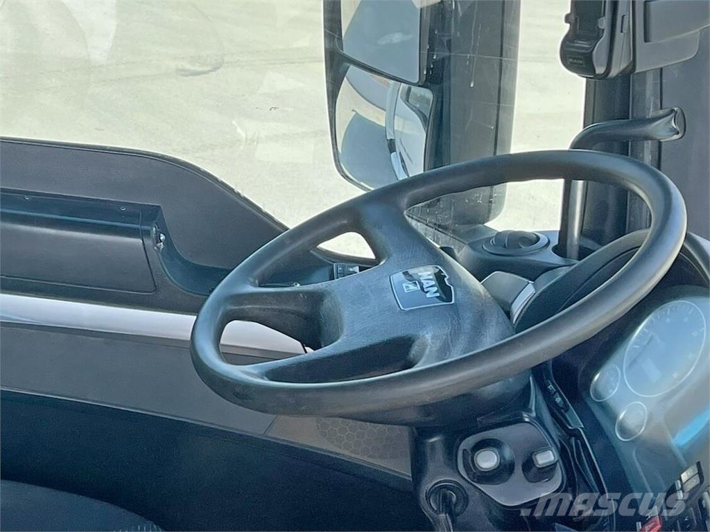 MAN TGS 33.400 Самосвал