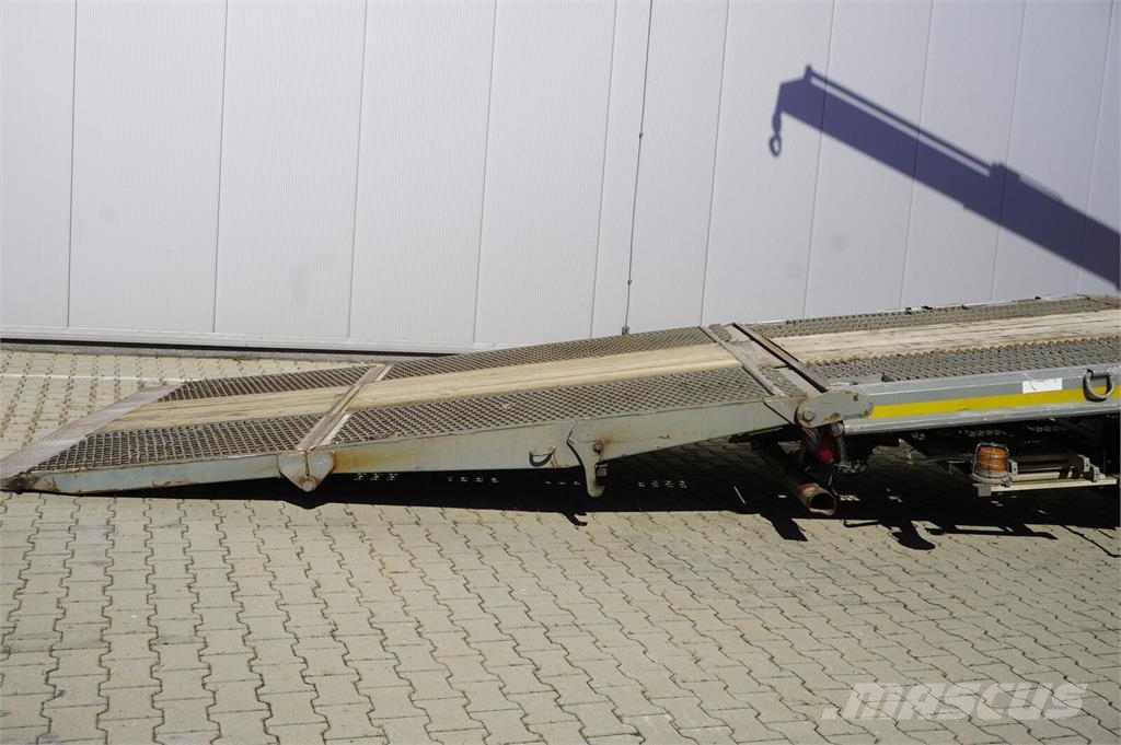 MAN TGS 35.360 E6 8×2 / Fassi F235A.2.22 crane / remot Автомобили за пътна помощ