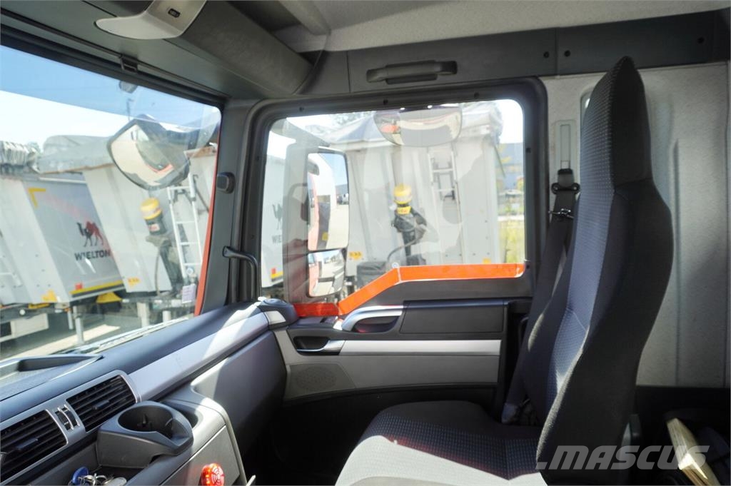 MAN TGS 35.360 E6 8×2 / Fassi F235A.2.22 crane / remot Автомобили за пътна помощ