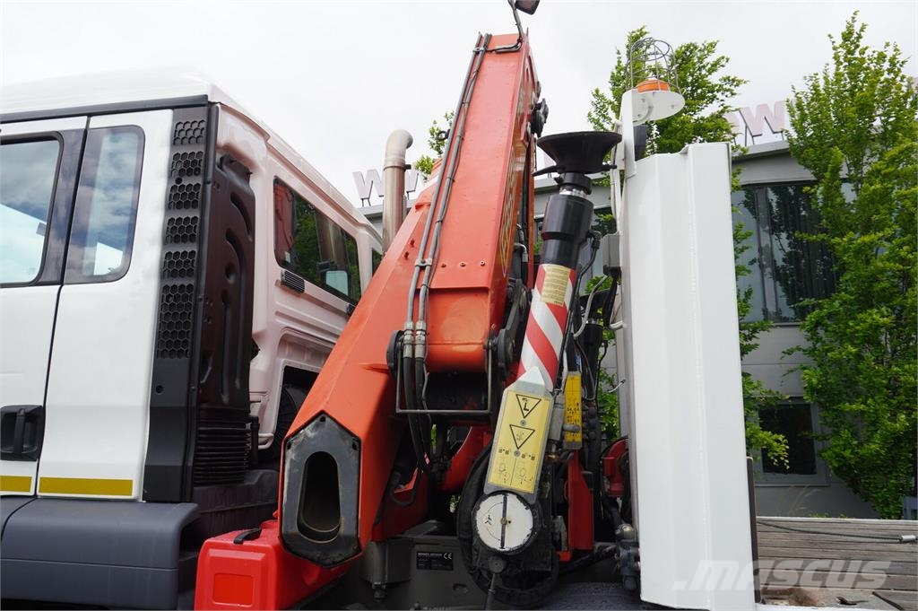 MAN TGS 35.360 8×2 / HDS FASSI F165A.2.22 crane / Remo Dvigala na gosenicah