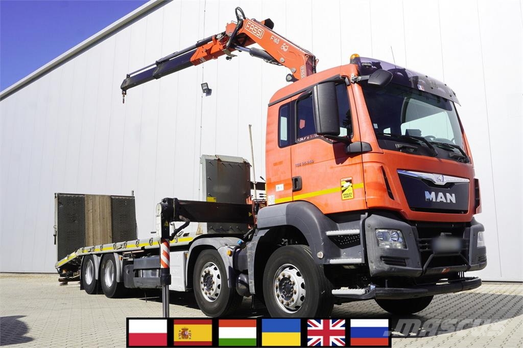 MAN TGS 35.360 E6 8×2 / Fassi F235A.2.22 crane / remot Raupenkrane