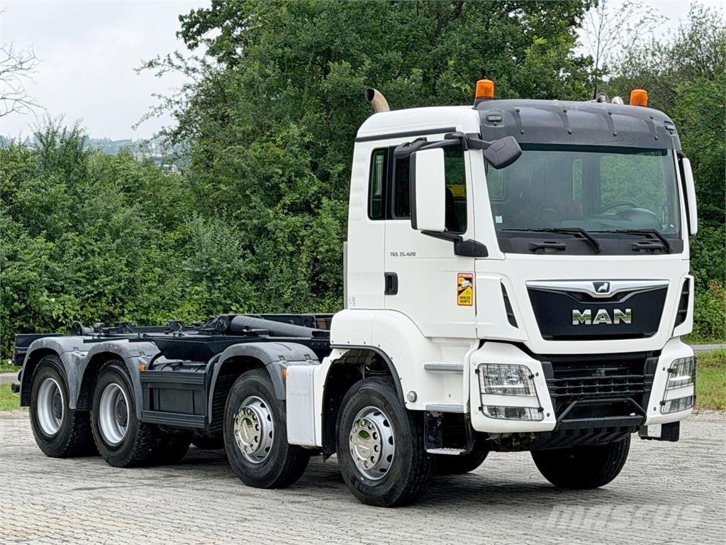 MAN TGS 35.420 * ABROLLKIPPER * 8x4 * TOPZUSTAND Camiones polibrazo