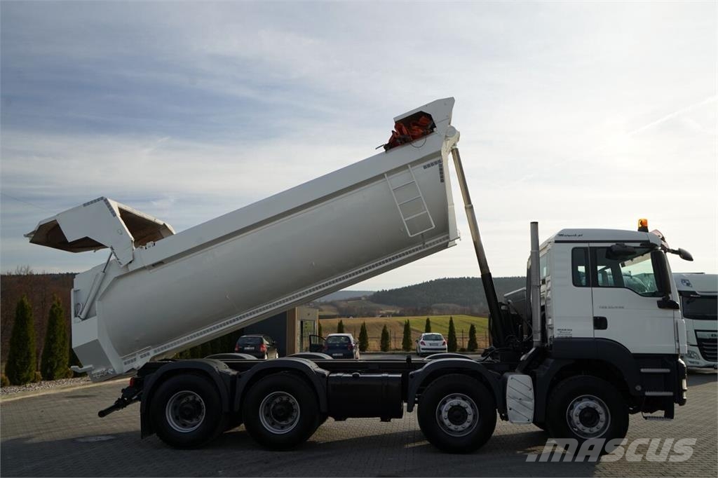MAN TGS 35.440 / 8X4 / WYWROTKA TYLNOZSYPOWA / HYDROKL Camiões basculantes