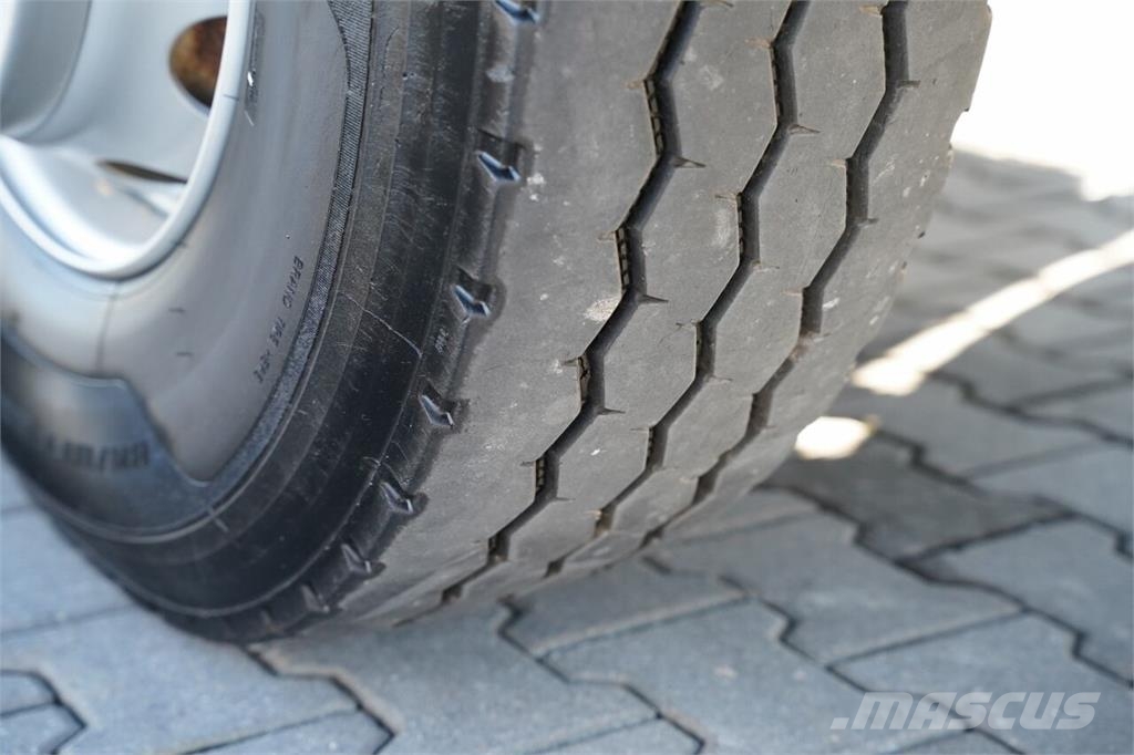 MAN TGS 41.440 / 8x8 / WYWROTKA TYLNOZSYPOWA - 5.9 M / شاحنات قلابة