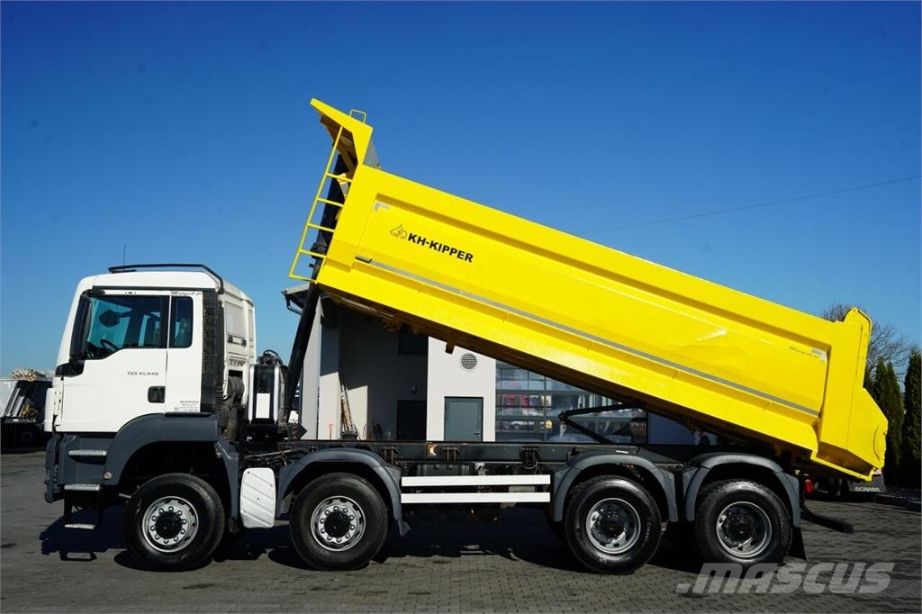 MAN TGS 41.440 / 8x8 / WYWROTKA TYLNOZSYPOWA - 5.9 M / شاحنات قلابة