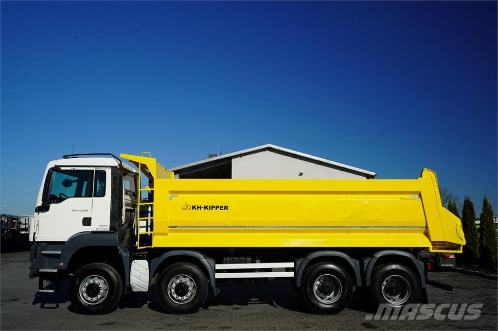 MAN TGS 41.440 / 8x8 / WYWROTKA TYLNOZSYPOWA - 5.9 M / شاحنات قلابة
