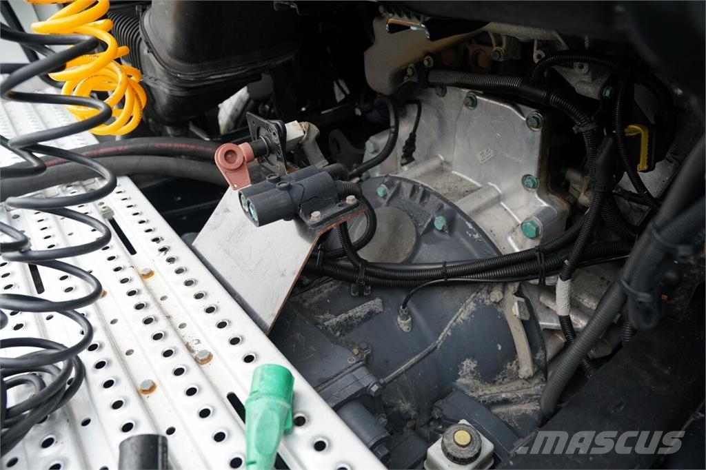 MAN TGX 18.420 / HYDRAULIKA / EURO 6 Autotractoare
