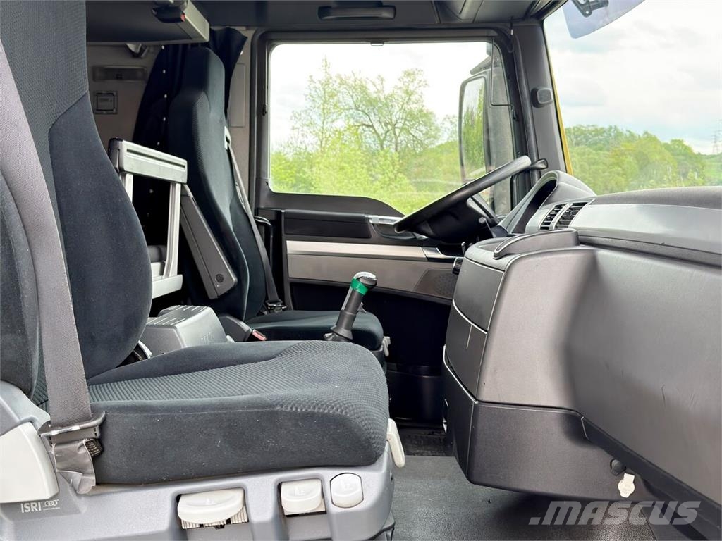 MAN TGX 18.440*Sattelzugmaschine* PK 34003-SH G/FUNK Vlačilci
