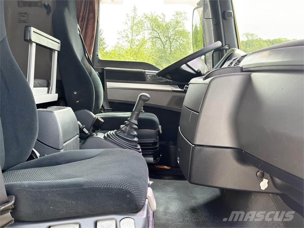 MAN TGX 18.440*Sattelzugmaschine* PK 29002/FUNK Vlačilci