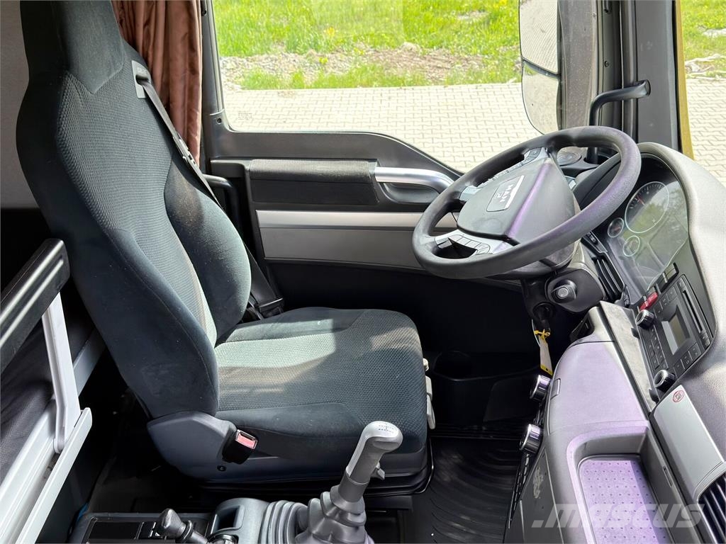 MAN TGX 18.440*Sattelzugmaschine* PK 29002/FUNK Vlačilci