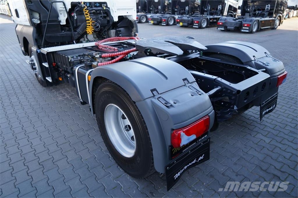 MAN TGX 18.460 / 4x4 / XLX / HYDRODRIVE / HYDRAULIKA / Autotractoare