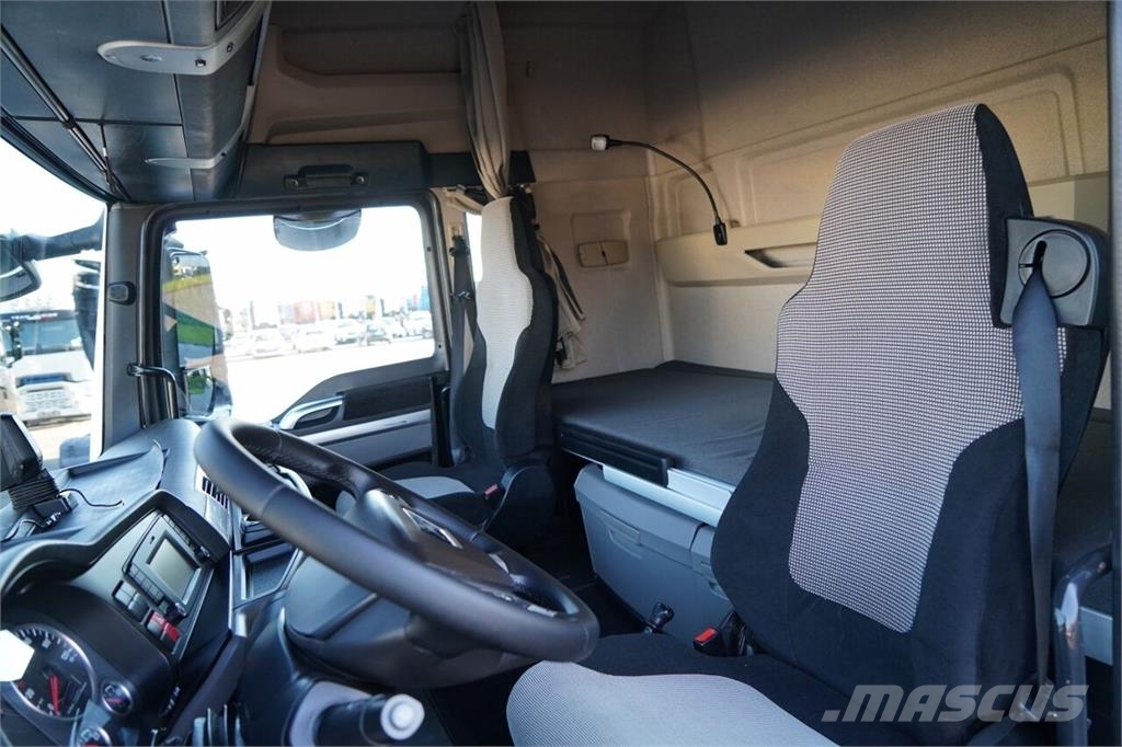 MAN TGX 18.460 / 4x4 / XLX / HYDRODRIVE / HYDRAULIKA / Autotractoare