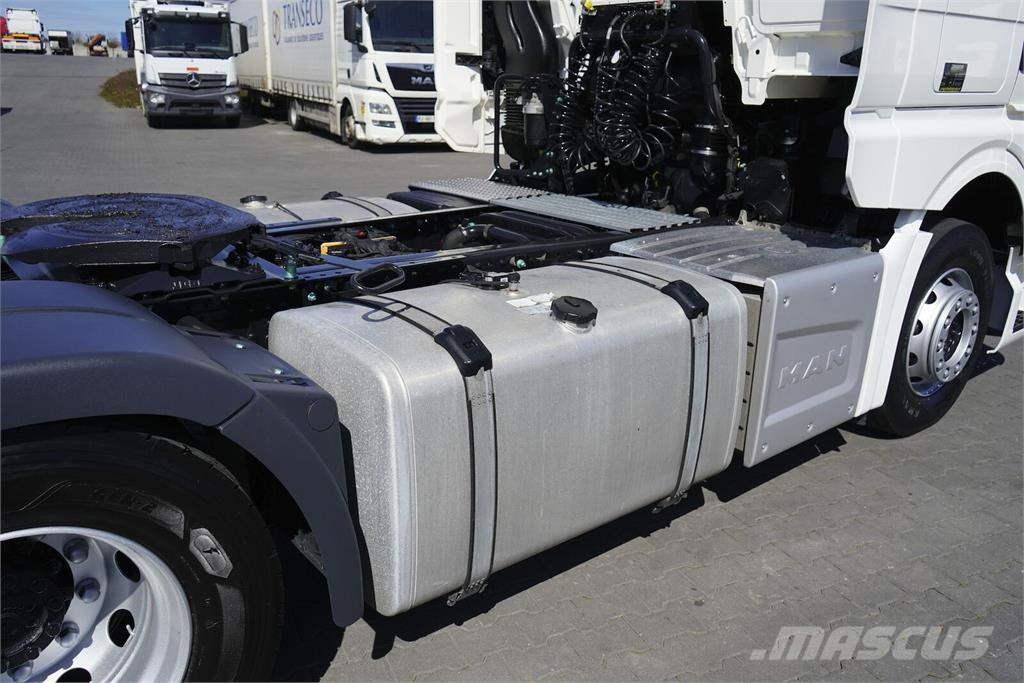 MAN TGX / 18.470 / EURO 6 / GX / ACC / RETARDER Vlačilci