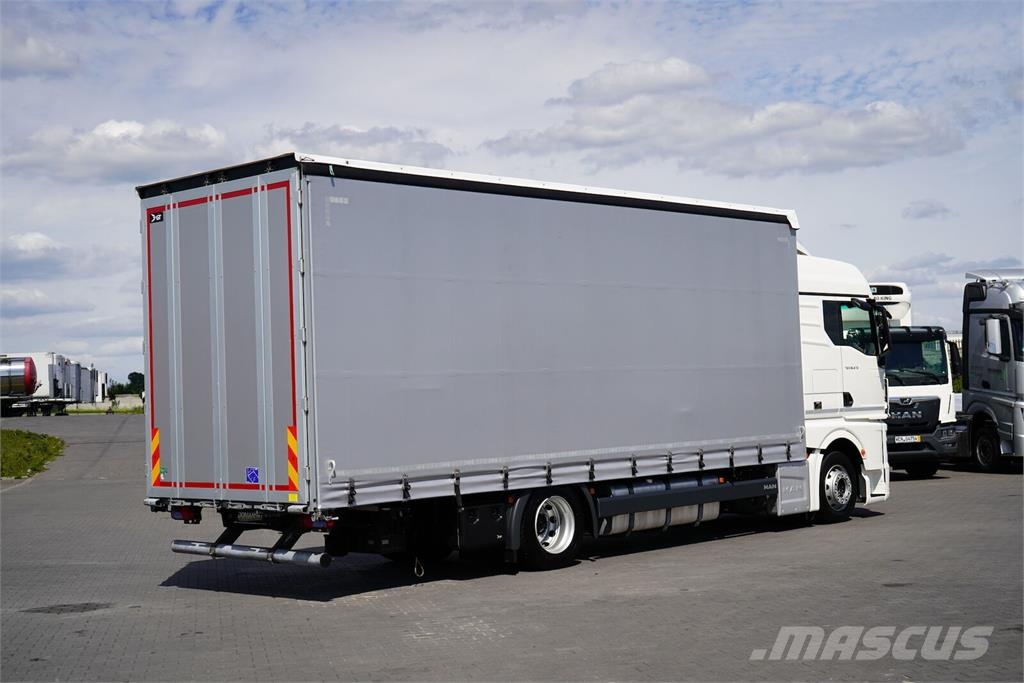 MAN TGX / 18.470 / FIRANKA / E 6 / GM / 19 PALET / RET Camión con caja abierta
