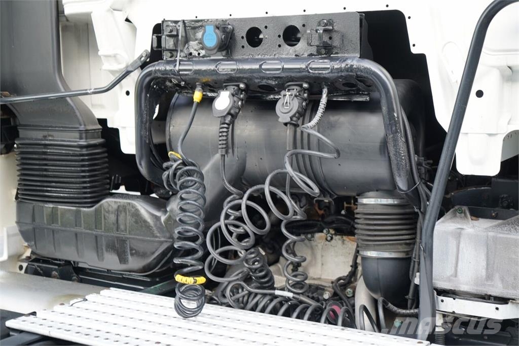 MAN TGX 18. 480 / XLX / RETARDER / Ťahače