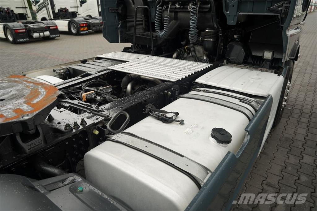 MAN TGX 18.510 / GX / RETARDER / I- PARK COOL / NAVI R Ťahače