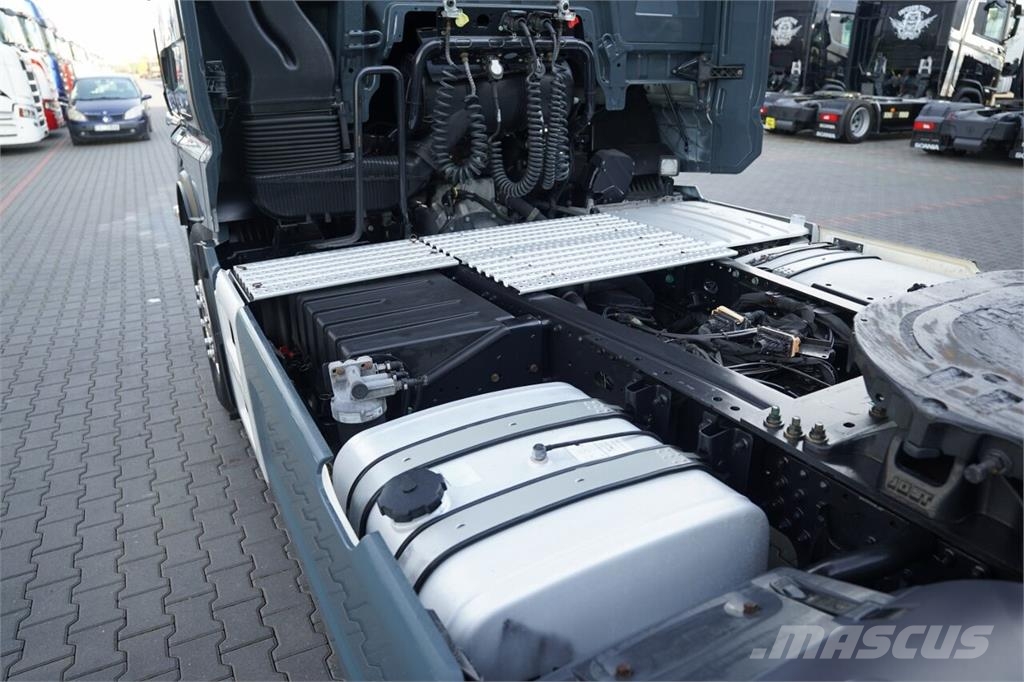 MAN TGX 18.510 / GX / RETARDER / KLIMA POSTOJOWA / NAV Nyergesvontatók