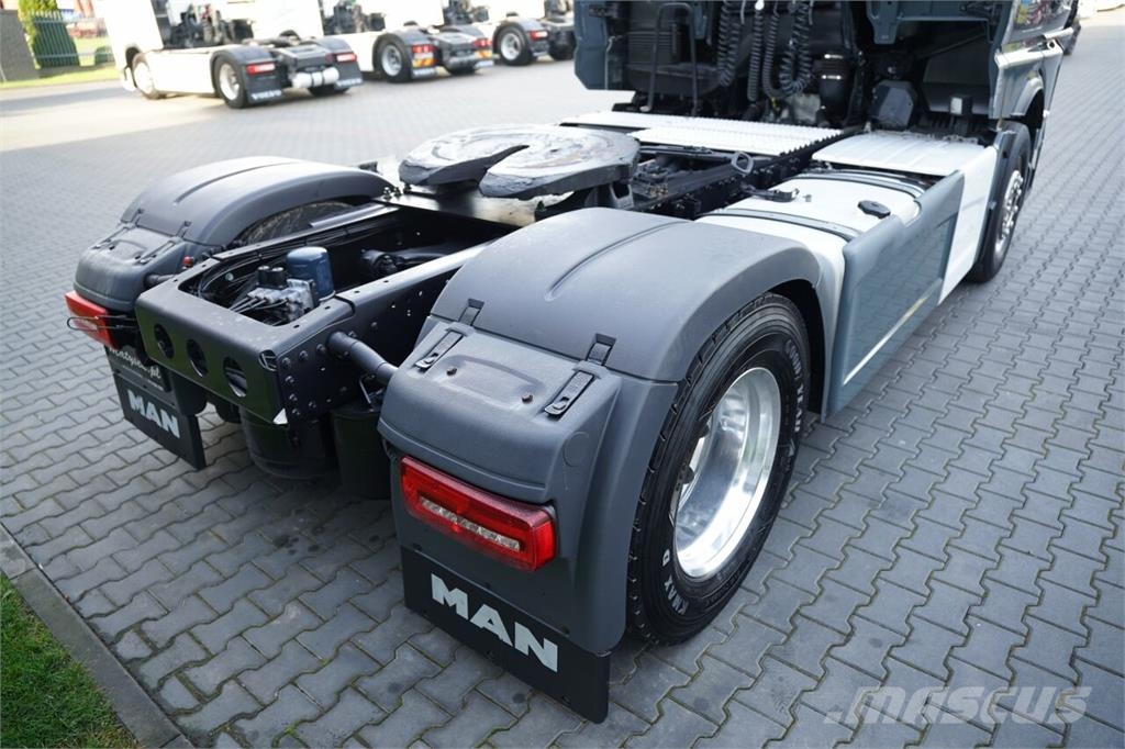 MAN TGX 18.510 / GX / RETARDER / KLIMA POSTOJOWA / NAV Nyergesvontatók