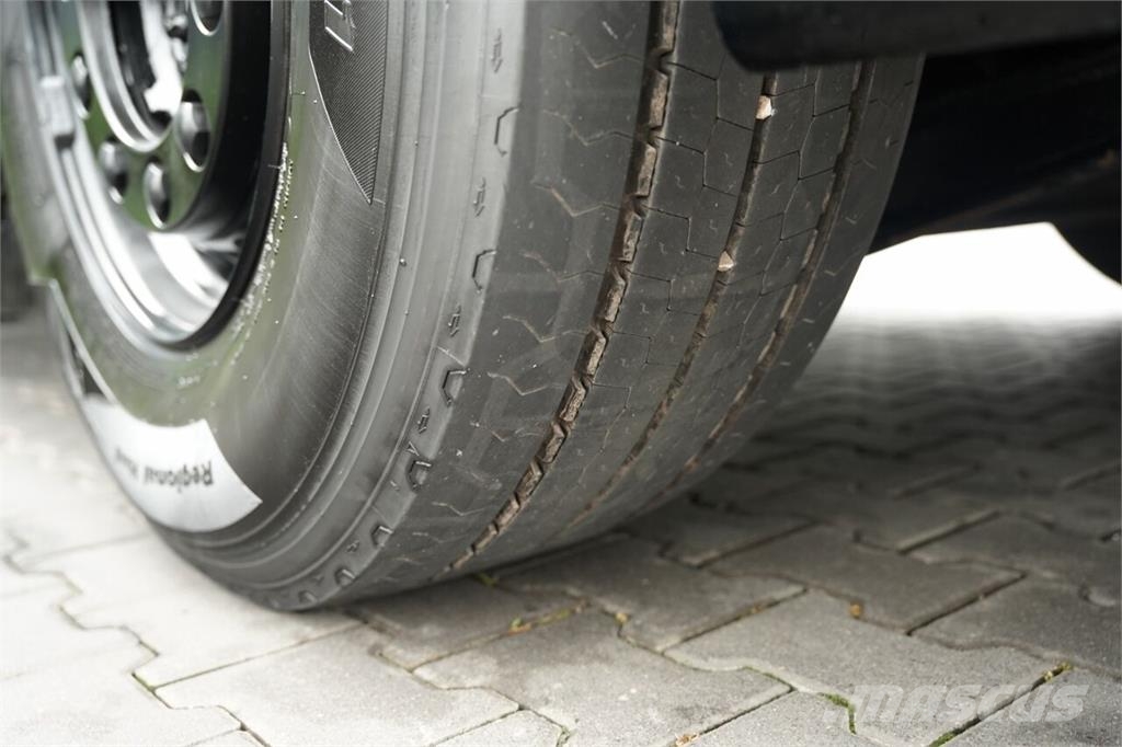 MAN TGX 18.580 / GX / RETARDER / CAŁY NA PODUSZKACH /  Ťahače