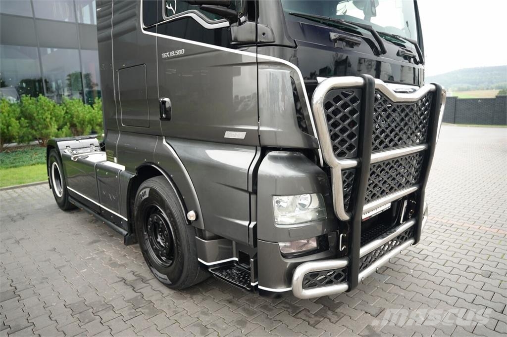 MAN TGX 18.580 / GX / RETARDER / CAŁY NA PODUSZKACH /  Ťahače