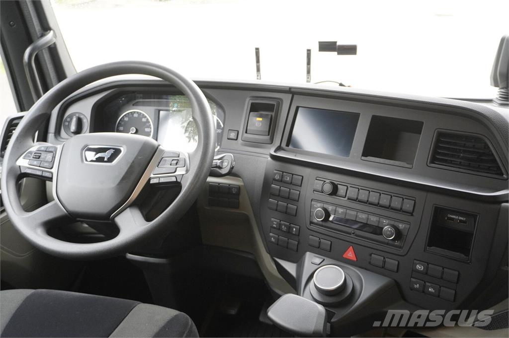 MAN TGX 26.470 6x2-4 / 30 tho. km!!! / Atlas 170.2vb-a Járműszállítók