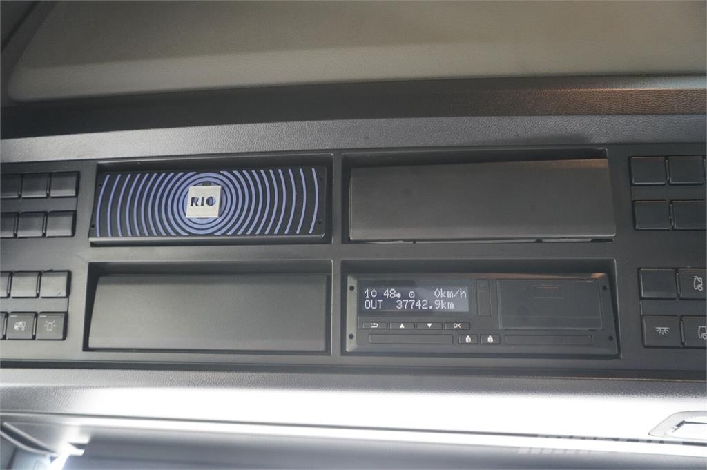 MAN TGX 26.470 6x2-4 / 30 tho. km!!! / Atlas 170.2vb-a Camiones plataforma