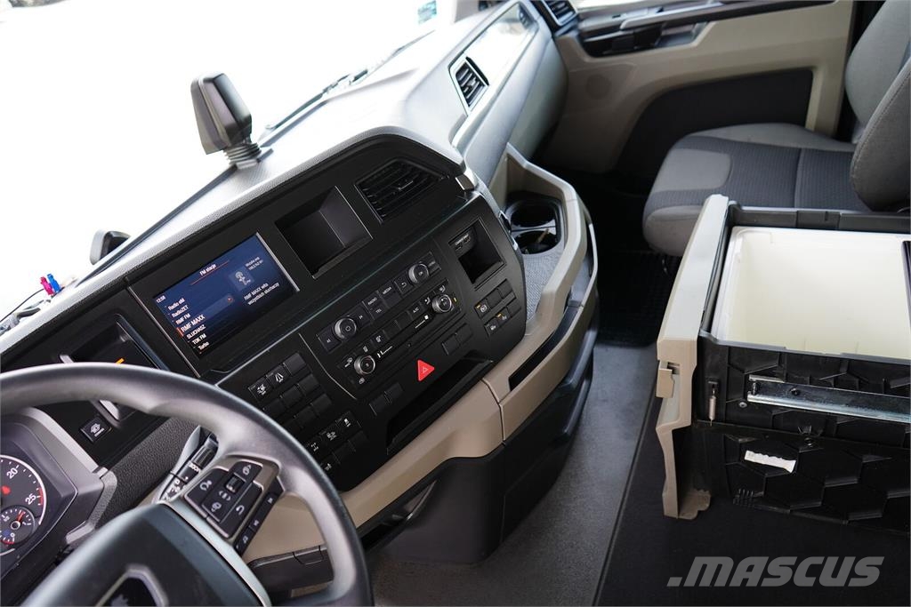 MAN TGX / 26.470 / E 6 / ACC / GM / PUSHER / RETARDER Prime Movers