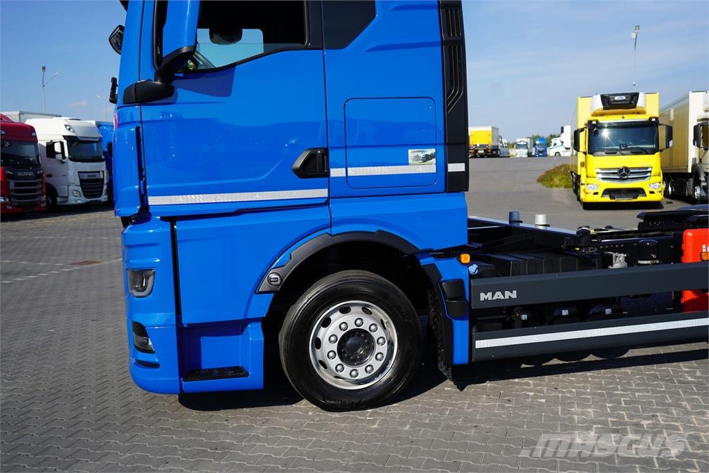 MAN TGX / 26.480 / GX / ACC / E 6 / RETARDER / BDF / O Chassis