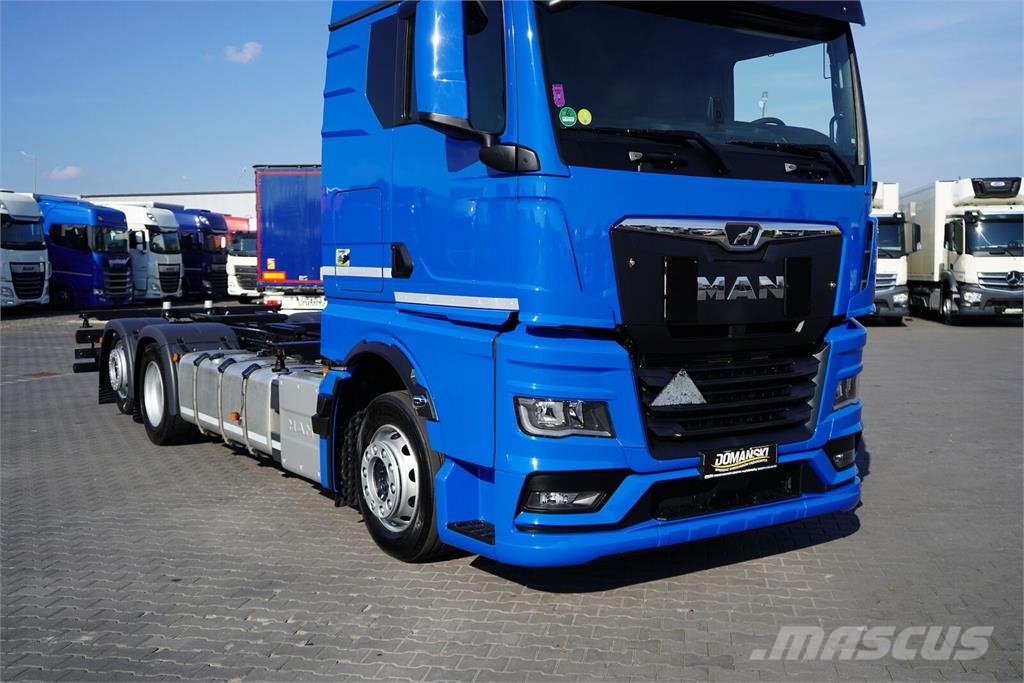 MAN TGX / 26.480 / GX / ACC / E 6 / RETARDER / BDF / O Chassis