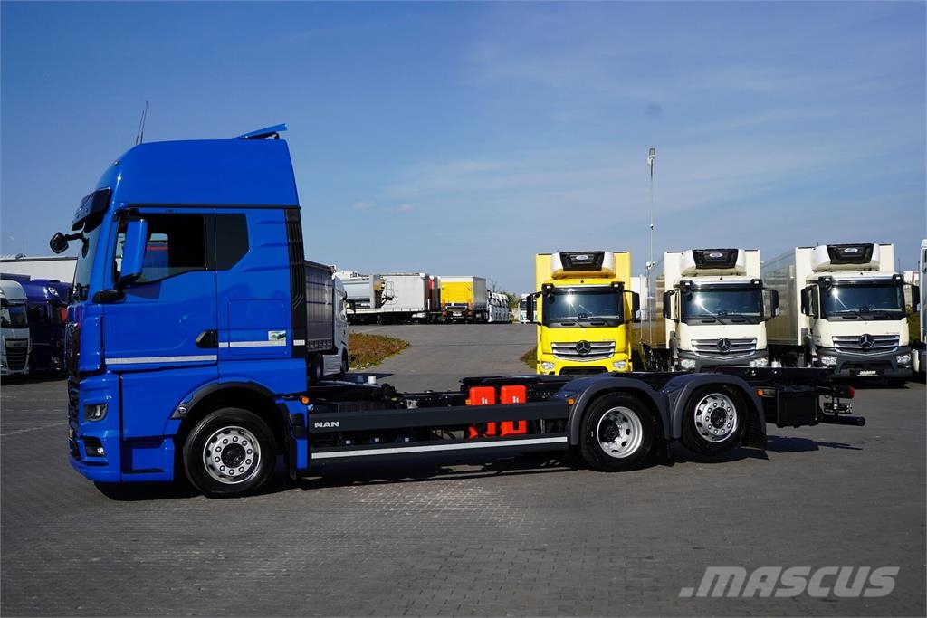 MAN TGX / 26.480 / GX / ACC / E 6 / RETARDER / BDF / O Chassis