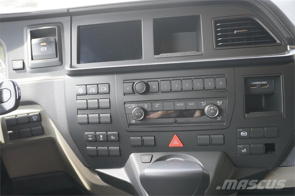 MAN TGX 26.510 6×2-4 / Krone 18 EPAL refrigerator / Ca Hűtős