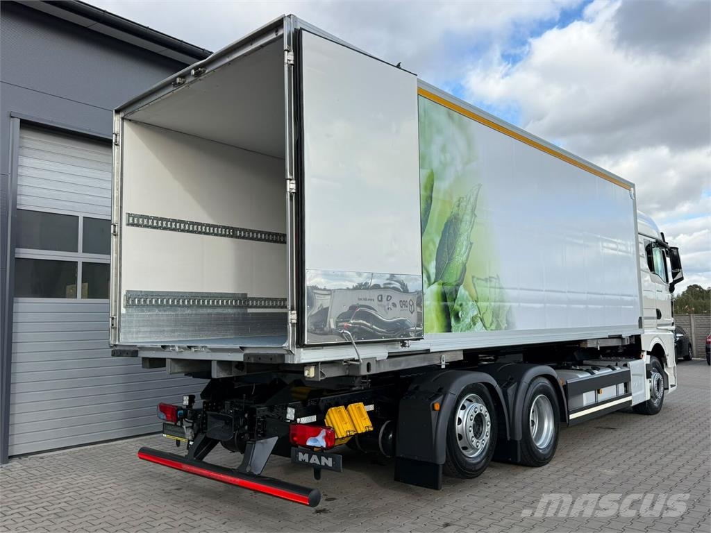 MAN TGX 26.510 Temperature controlled trucks