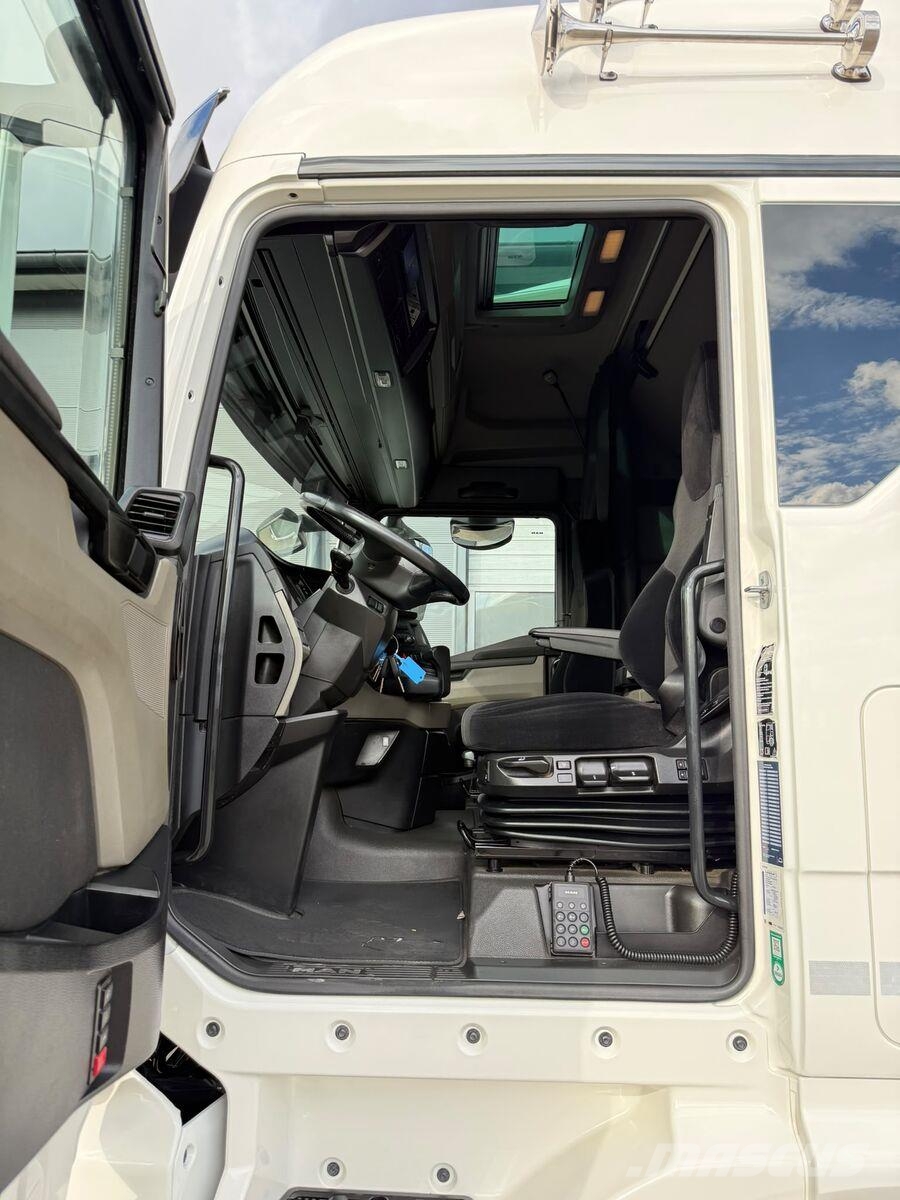 MAN TGX 26.510 Temperature controlled trucks