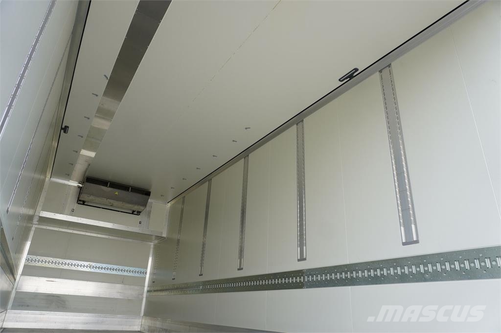 MAN TGX 26.510 6×2-4 / Krone 18 EPAL refrigerator / Ca Hűtős