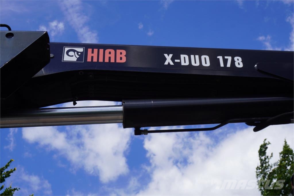 Mercedes-Benz 2540 6x2 / 170 tys. km / HDS HIAB X-Duo 178 平板栏板货车