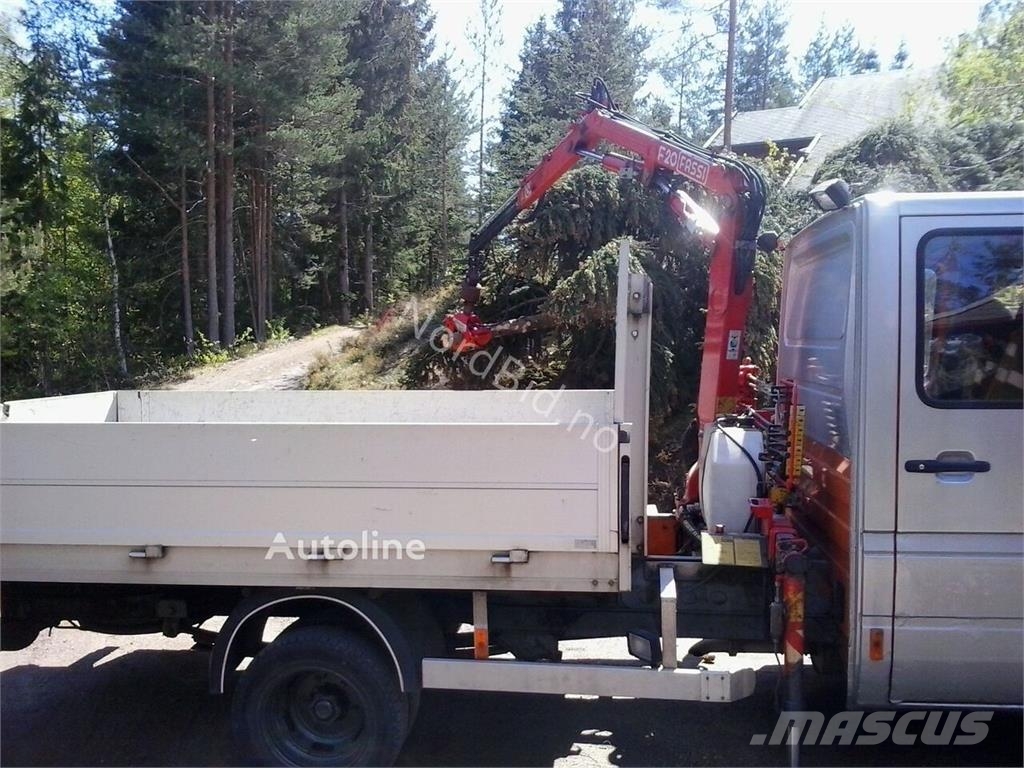 Mercedes-Benz 413 - Doka tipper+crane with gripper Sklápěče