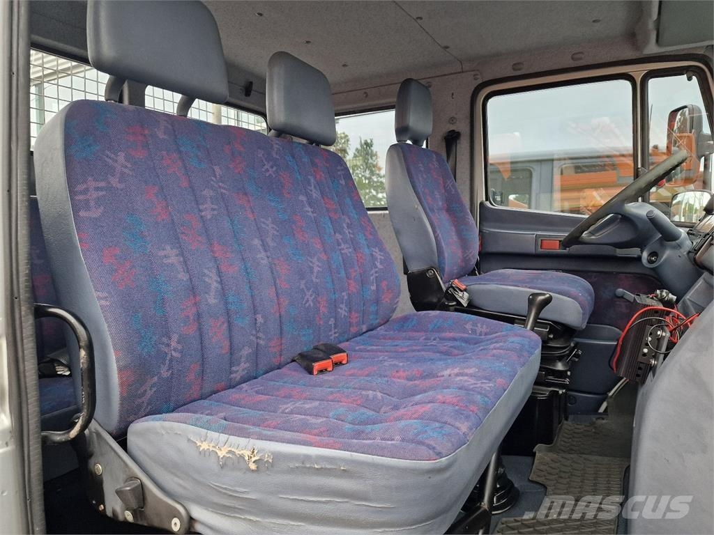 Mercedes-Benz 815 4x4 Doka 3-Way Tipper Camion benne