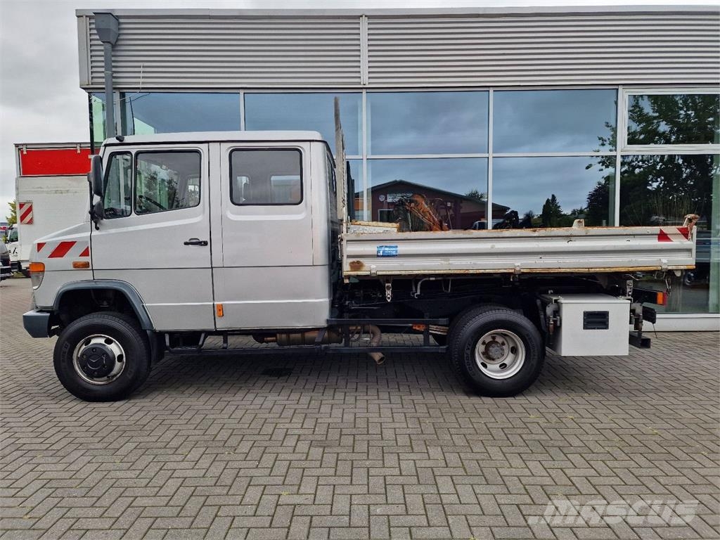 Mercedes-Benz 815 4x4 Doka 3-Way Tipper Camion benne