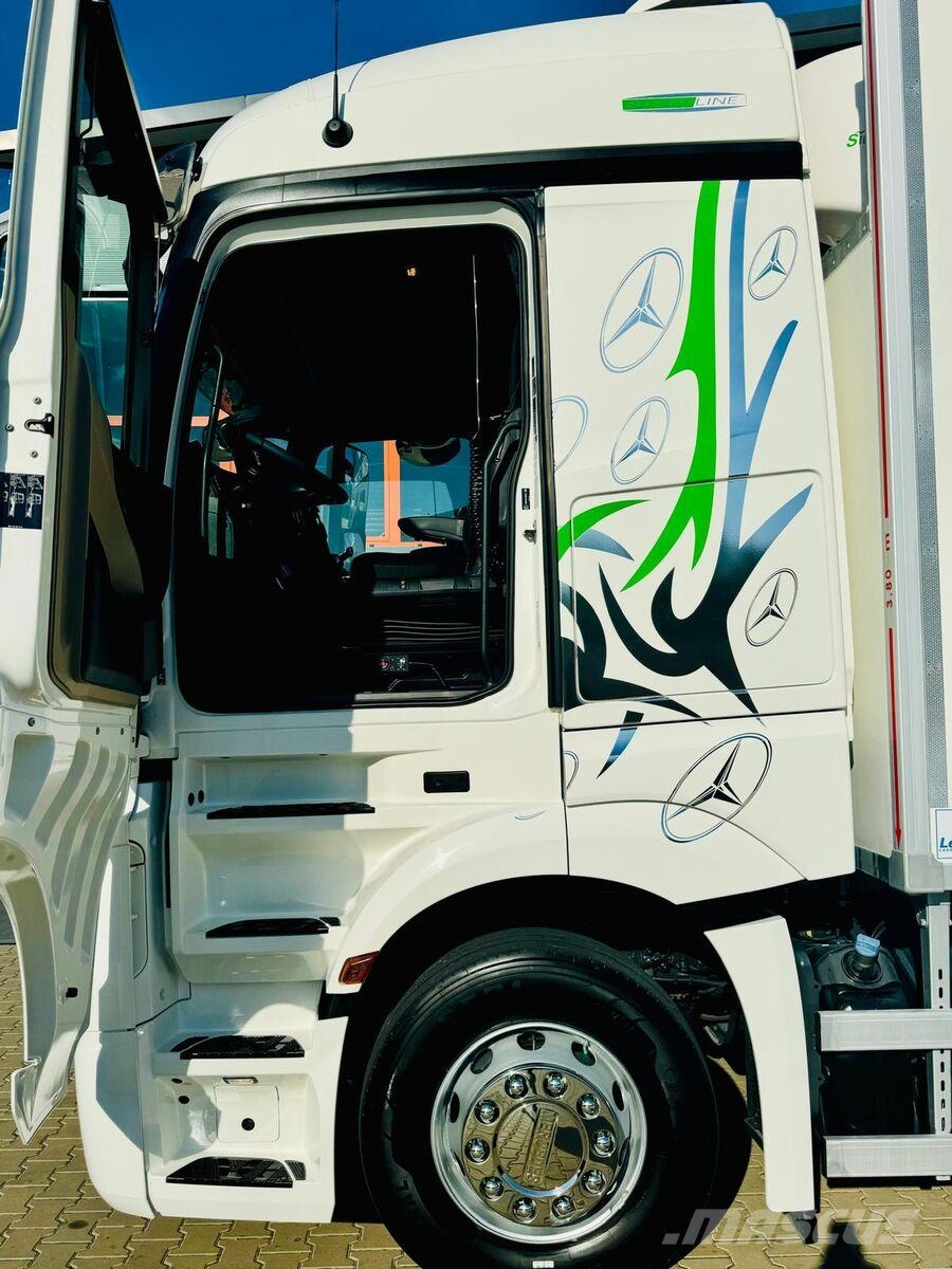 Mercedes-Benz Actros 2542 Temperature controlled trucks