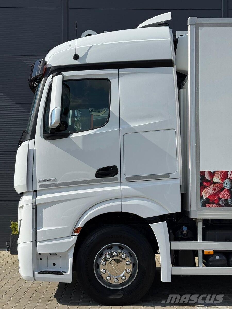 Mercedes-Benz Actros 2542 온도 조절식 트럭