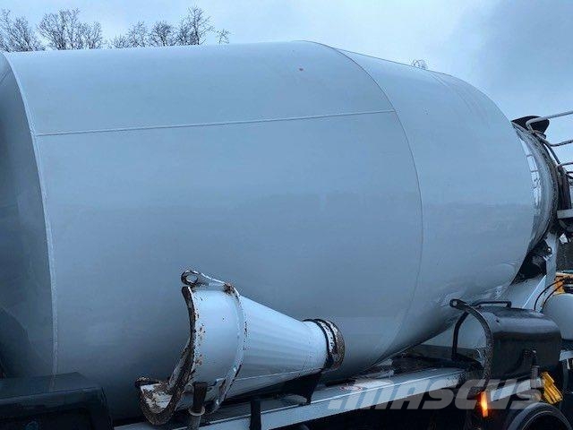 Mercedes-Benz AROCS 3240 8X4 MIXER LIEBHERR, 2018 Kamioni mikseri za beton