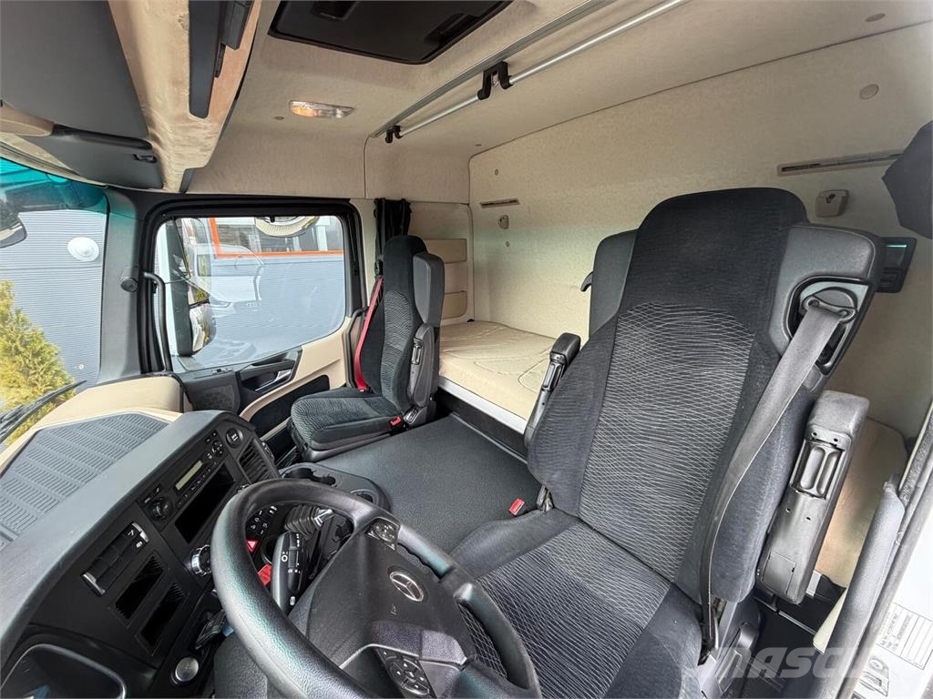 Mercedes-Benz Actros 1824 온도 조절식 트럭