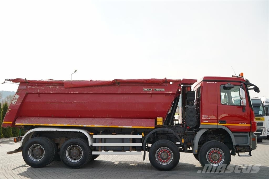 Mercedes-Benz ACTROS 4144 شاحنات قلابة