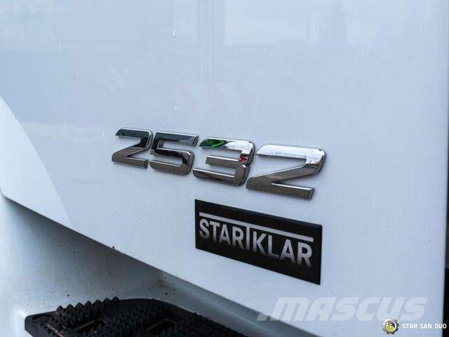 Mercedes-Benz AROCS 2532 6x2 PALFINGER PK 22002 平板栏板货车